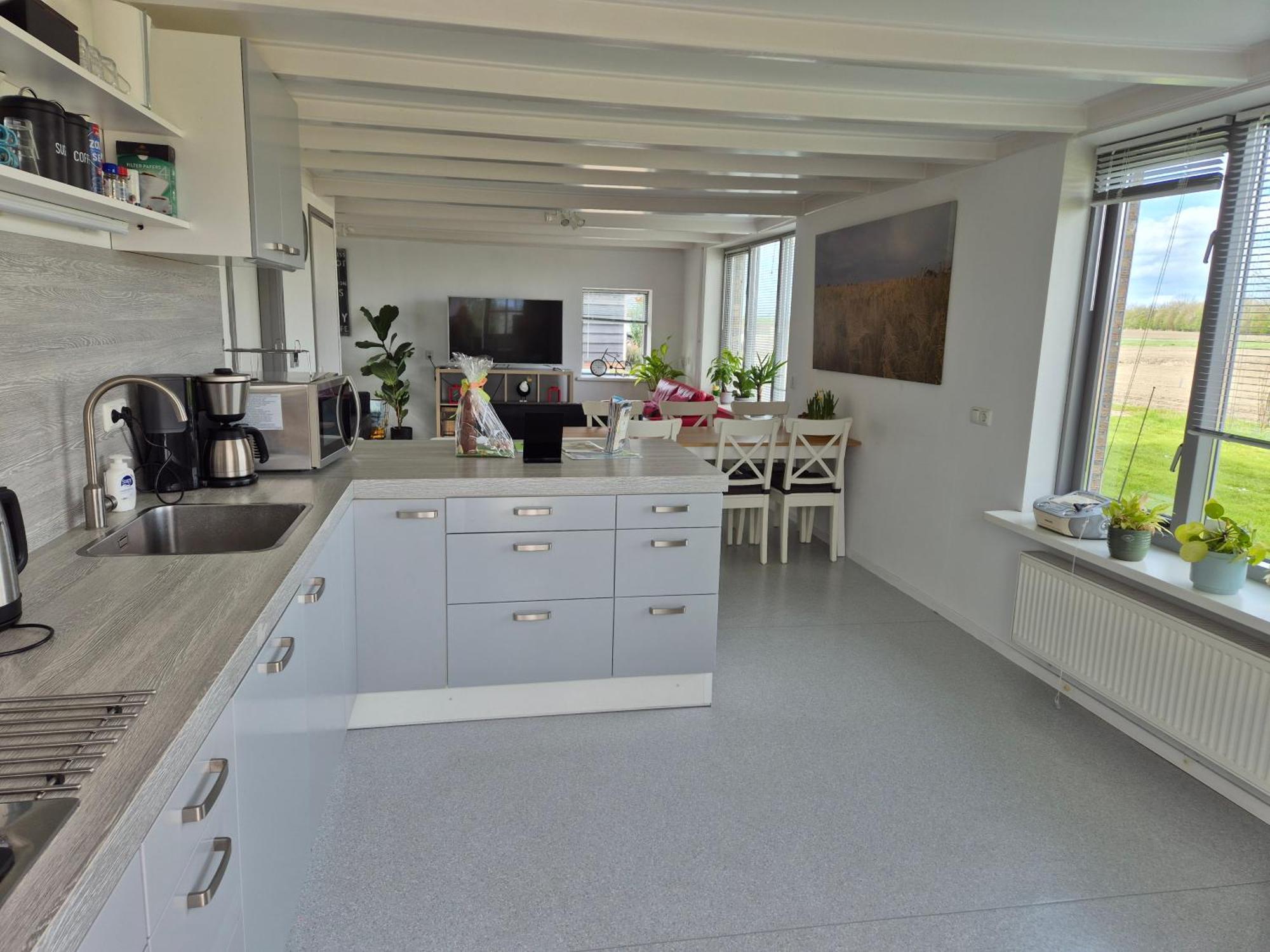Villa Vrijstaande Ruime Familiewoning Landelijk Gelegen Lewedorp Esterno foto